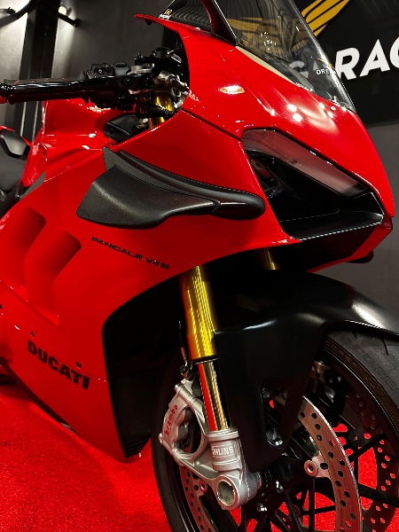 DUCATI PANIGALE /2021 EXCLUSIVO VEÍCULOS SANTA CRUZ DO SUL / Carros no Vale