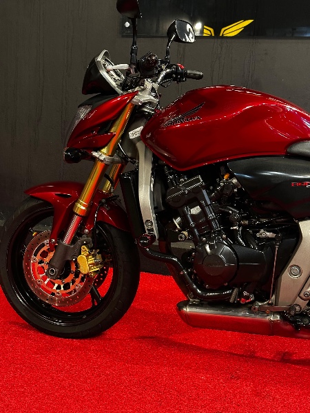 HONDA MOTOS CB 600F HORNET /2008 EXCLUSIVO VEÍCULOS SANTA CRUZ DO SUL / Carros no Vale