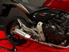 HONDA MOTOS CB 600F HORNET /2008 EXCLUSIVO VEÍCULOS SANTA CRUZ DO SUL / Carros no Vale