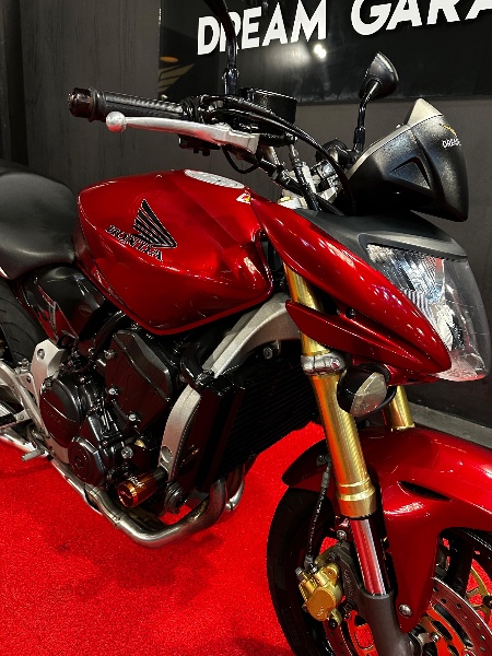 HONDA MOTOS CB 600F HORNET /2008 EXCLUSIVO VEÍCULOS SANTA CRUZ DO SUL / Carros no Vale