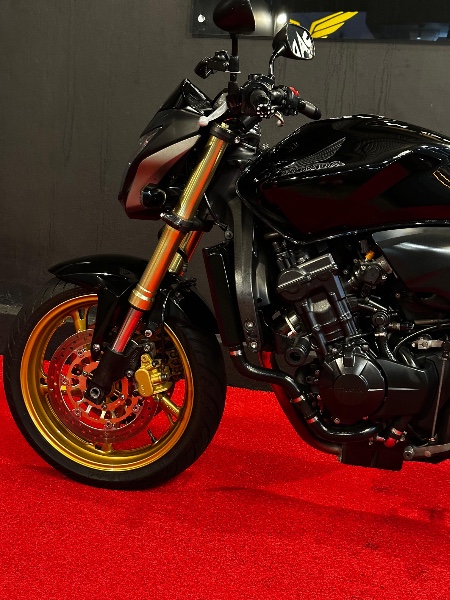 HONDA MOTOS CB 600F HORNET /2012 EXCLUSIVO VEÍCULOS SANTA CRUZ DO SUL / Carros no Vale