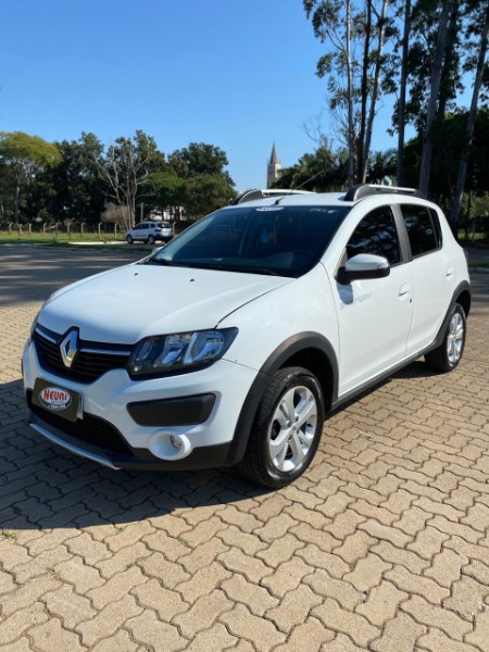 RENAULT STEPWAY 1.6 16V SCE FLEX INTENSE X-TRONIC /2017 NEURI VEÍCULOS LAJEADO / Carros no Vale