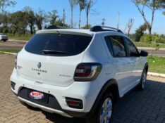 RENAULT STEPWAY 1.6 16V SCE FLEX INTENSE X-TRONIC /2017 NEURI VEÍCULOS LAJEADO / Carros no Vale