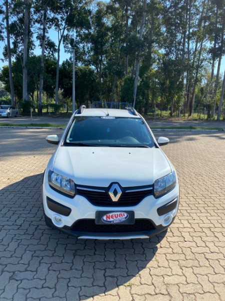 RENAULT STEPWAY 1.6 16V SCE FLEX INTENSE X-TRONIC /2017 NEURI VEÍCULOS LAJEADO / Carros no Vale