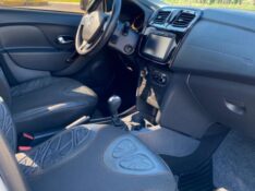 RENAULT STEPWAY 1.6 16V SCE FLEX INTENSE X-TRONIC /2017 NEURI VEÍCULOS LAJEADO / Carros no Vale