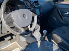 RENAULT STEPWAY 1.6 16V SCE FLEX INTENSE X-TRONIC /2017 NEURI VEÍCULOS LAJEADO / Carros no Vale