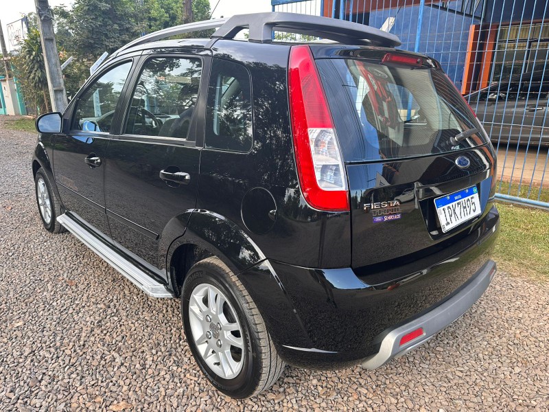 FORD FIESTA 1.0 8V FLEX 5P 2008/2009 MENEGHINI VEÍCULOS ARROIO DO MEIO / Carros no Vale