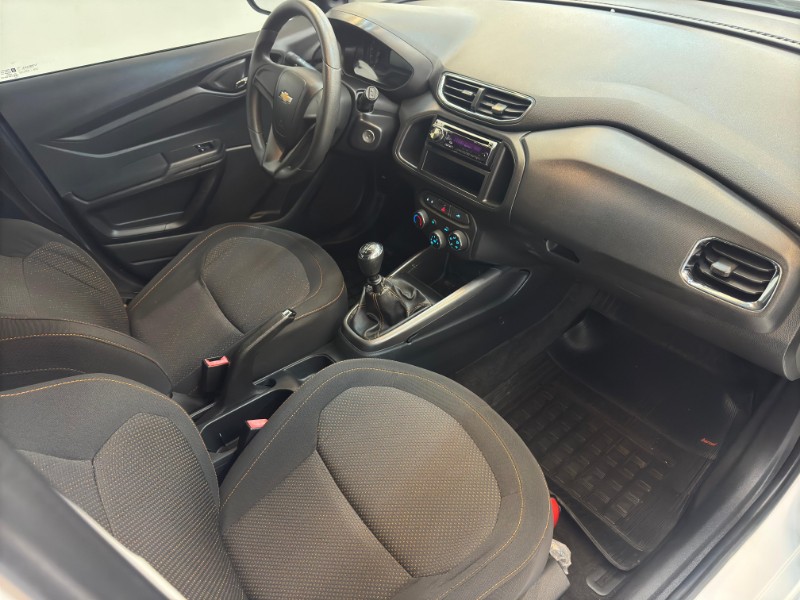 CHEVROLET ONIX 1.4 LT 2014/2014 LUCAS AUTOMÓVEIS BOM RETIRO DO SUL / Carros no Vale