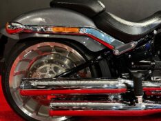 HARLEY DAVIDSON FAT BOY FLSTF /2021 EXCLUSIVO VEÍCULOS SANTA CRUZ DO SUL / Carros no Vale