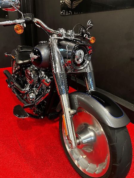 HARLEY DAVIDSON FAT BOY FLSTF /2021 EXCLUSIVO VEÍCULOS SANTA CRUZ DO SUL / Carros no Vale