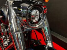 HARLEY DAVIDSON FAT BOY FLSTF /2021 EXCLUSIVO VEÍCULOS SANTA CRUZ DO SUL / Carros no Vale