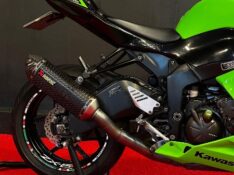 KAWASAKI NINJA ZX 6R 636CC /2013 EXCLUSIVO VEÍCULOS SANTA CRUZ DO SUL / Carros no Vale