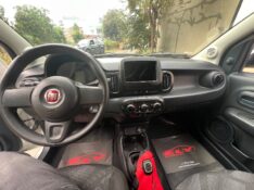 FIAT MOBI 1.0 6V DRIVE 2018/2018 ELY AUTOMÓVEIS LAJEADO / Carros no Vale