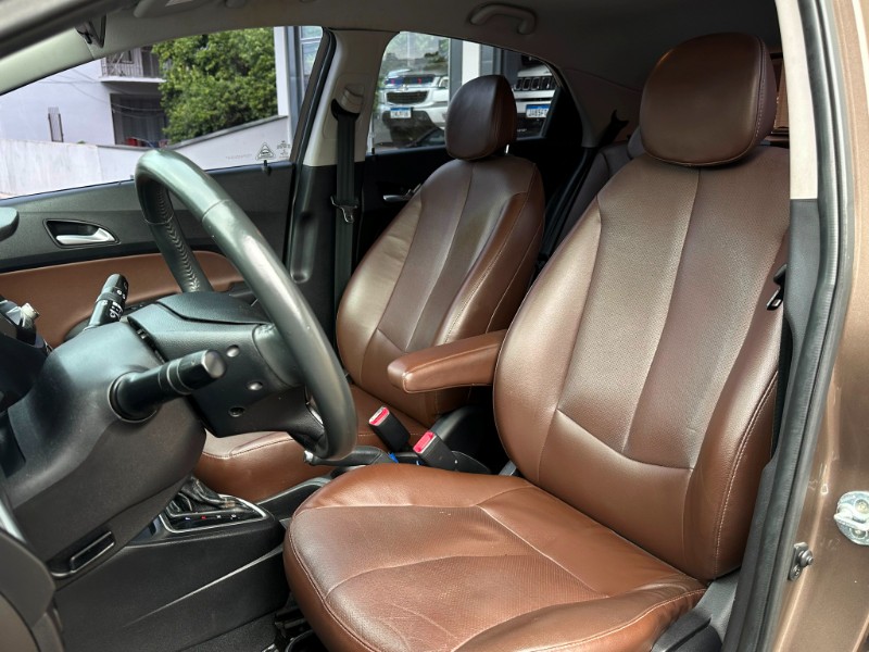 HYUNDAI HB20 PREMIUM 1.6 16V AT 2016/2016 SÉTIMA VEÍCULOS GUAPORÉ / Carros no Vale