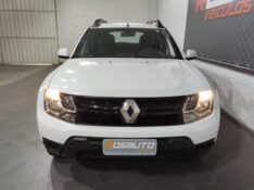 RENAULT DUSTER EXPRESSION 1.6 2017/2017 ROSAUTO VEÍCULOS VENÂNCIO AIRES / Carros no Vale