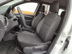 RENAULT DUSTER EXPRESSION 1.6 2017/2017 ROSAUTO VEÍCULOS VENÂNCIO AIRES / Carros no Vale