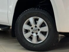 VOLKSWAGEN AMAROK 2.0 S 4X4 16V 2015/2015 JM AUTOMÓVEIS VENÂNCIO AIRES / Carros no Vale