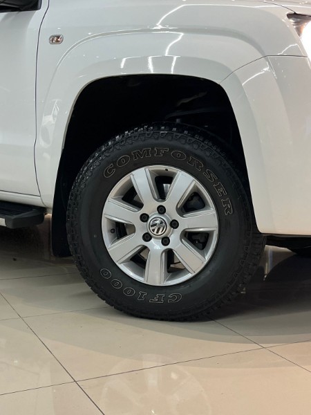 VOLKSWAGEN AMAROK 2.0 S 4X4 16V 2015/2015 JM AUTOMÓVEIS VENÂNCIO AIRES / Carros no Vale
