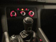 VOLKSWAGEN AMAROK 2.0 S 4X4 16V 2015/2015 JM AUTOMÓVEIS VENÂNCIO AIRES / Carros no Vale