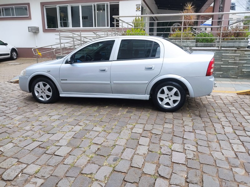 CHEVROLET ASTRA 2.0 ADVANTAGE 2007/2008 ALTERNATIVA VEÍCULOS LAJEADO / Carros no Vale