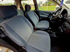 CHEVROLET CORSA SEDAN WIND 1.0 2001/2002 CRUZEIRO MULTIMARCAS CRUZEIRO DO SUL / Carros no Vale
