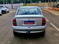 CHEVROLET CORSA SEDAN WIND 1.0 2001/2002 CRUZEIRO MULTIMARCAS CRUZEIRO DO SUL / Carros no Vale