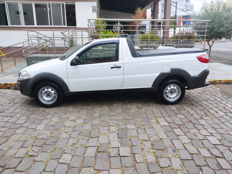 FIAT STRADA 1.4 WORKING 8V 2014/2015 ALTERNATIVA VEÍCULOS LAJEADO / Carros no Vale