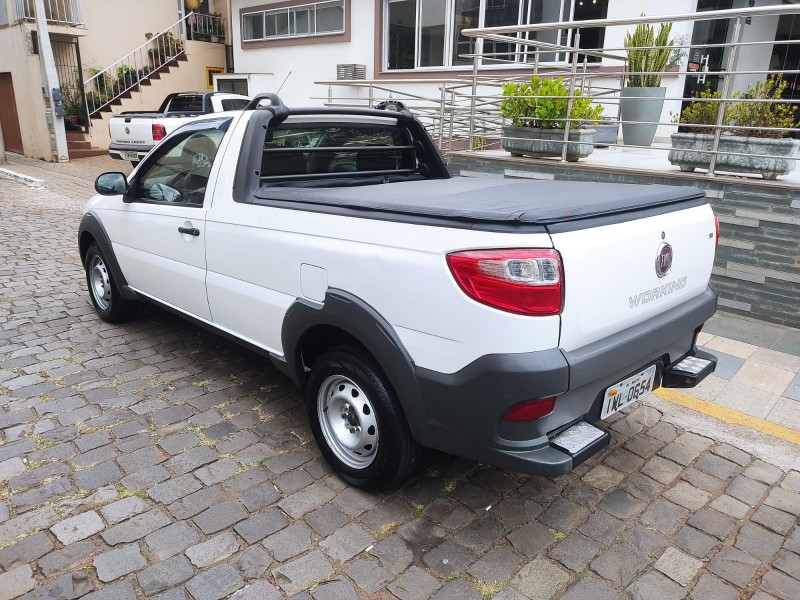 FIAT STRADA 1.4 WORKING 8V 2014/2015 ALTERNATIVA VEÍCULOS LAJEADO / Carros no Vale