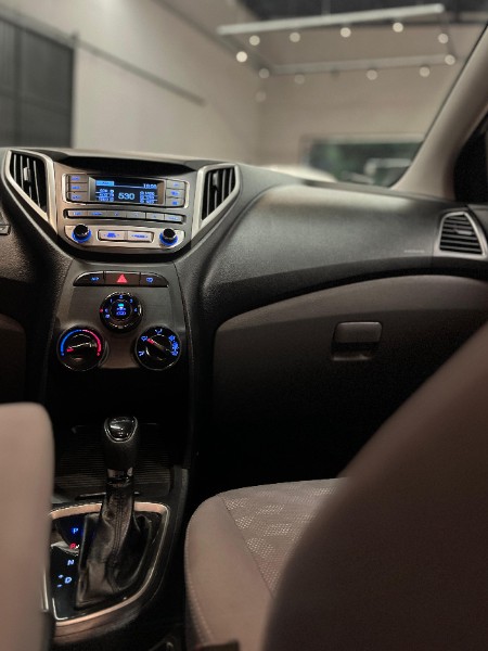 HYUNDAI HB20S 1.6 PREMIUM 2016/2016 JM AUTOMÓVEIS VENÂNCIO AIRES / Carros no Vale