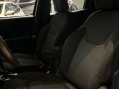 JEEP RENEGANE SPORT 1.8 2019/2019 JM AUTOMÓVEIS VENÂNCIO AIRES / Carros no Vale