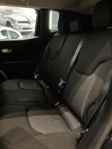 JEEP RENEGANE SPORT 1.8 2019/2019 JM AUTOMÓVEIS VENÂNCIO AIRES / Carros no Vale