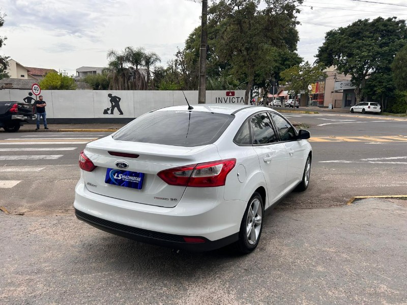 FORD FOCUS SEDAN 2.0 16V/2.0 16V FLEX 4P AUT. 2015/2015 LS MULTIMARCAS VENÂNCIO AIRES / Carros no Vale