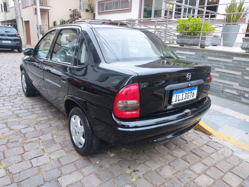 CHEVROLET CORSA SEDAN WIND 1.0 2003/2003 ALTERNATIVA VEÍCULOS LAJEADO / Carros no Vale