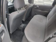 CHEVROLET CORSA SEDAN WIND 1.0 2003/2003 ALTERNATIVA VEÍCULOS LAJEADO / Carros no Vale
