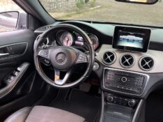 MERCEDES-BENZ GLA 200 1.6 CGI STYLE 16V TURBO 2015/2016 BOSCO AUTOMÓVEIS GUAPORÉ / Carros no Vale