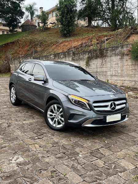 MERCEDES-BENZ GLA 200 1.6 CGI STYLE 16V TURBO 2015/2016 BOSCO AUTOMÓVEIS GUAPORÉ / Carros no Vale