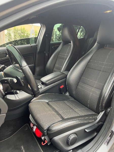 MERCEDES-BENZ GLA 200 1.6 CGI STYLE 16V TURBO 2015/2016 BOSCO AUTOMÓVEIS GUAPORÉ / Carros no Vale