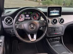 MERCEDES-BENZ GLA 200 1.6 CGI STYLE 16V TURBO 2015/2016 BOSCO AUTOMÓVEIS GUAPORÉ / Carros no Vale