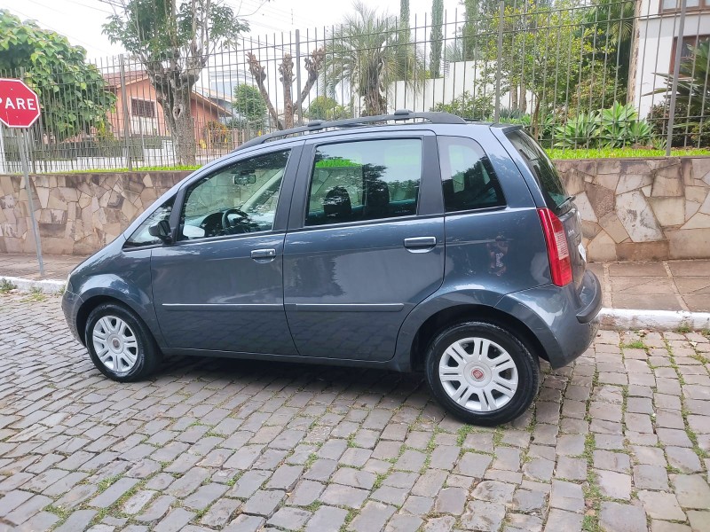 FIAT IDEA ELX 1.4 2005/2006 ALTERNATIVA VEÍCULOS LAJEADO / Carros no Vale
