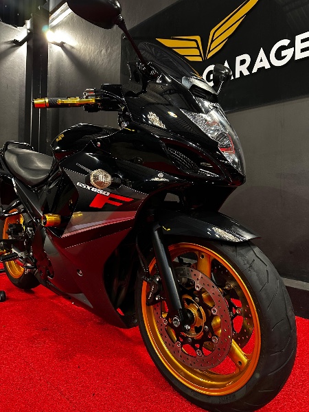 SUZUKI MOTOS GSX 650 F /2011 EXCLUSIVO VEÍCULOS SANTA CRUZ DO SUL / Carros no Vale