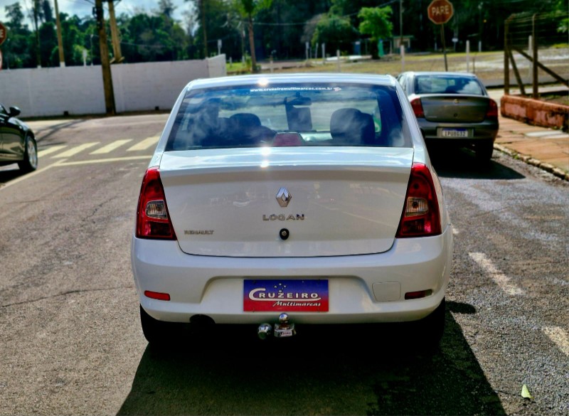 RENAULT LOGAN AUTHENTIQUE HI-FLEX 1.0 16V 4P 2012/2012 CRUZEIRO MULTIMARCAS CRUZEIRO DO SUL / Carros no Vale