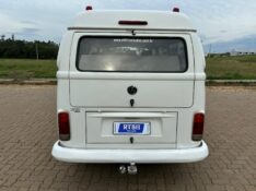 VOLKSWAGEN KOMBI /2011 RT 811 VEÍCULOS ARROIO DO MEIO / Carros no Vale