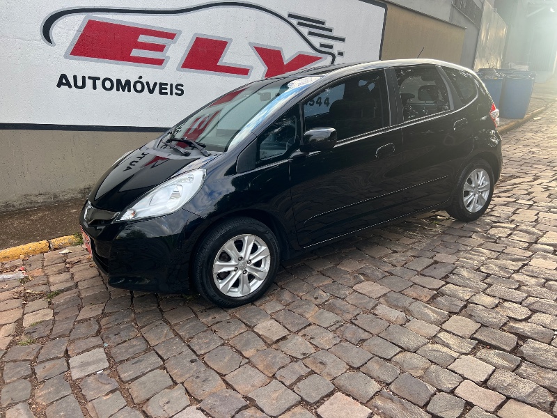 HONDA FIT 1.4 LX 8V GASOLINA 4P AUTOMÁTICO 2014/2014 ELY AUTOMÓVEIS LAJEADO / Carros no Vale