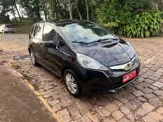 HONDA FIT 1.4 LX 8V GASOLINA 4P AUTOMÁTICO 2014/2014 ELY AUTOMÓVEIS LAJEADO / Carros no Vale
