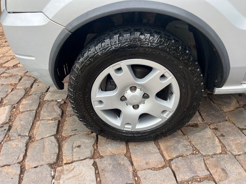FORD ECOSPORT 2.0 XLT 16V GASOLINA 4P MANUAL 2004/2004 ELY AUTOMÓVEIS LAJEADO / Carros no Vale