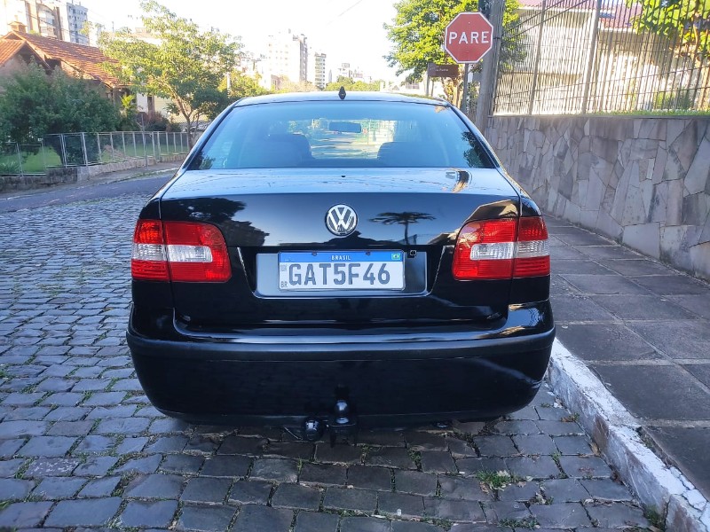 VOLKSWAGEN POLO 1.6 SEDAN - 2004