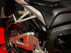 HONDA MOTOS CBR 600 RR 2013/2012 EXCLUSIVO VEÍCULOS SANTA CRUZ DO SUL / Carros no Vale