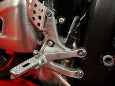 HONDA MOTOS CBR 600 RR 2013/2012 EXCLUSIVO VEÍCULOS SANTA CRUZ DO SUL / Carros no Vale