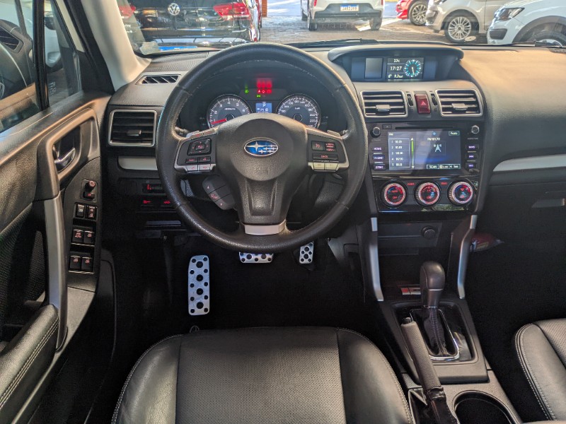SUBARU FORESTER 2.0 S 4X4 16V 2015/2016 RICARDO VEÍCULOS TEUTÔNIA / Carros no Vale