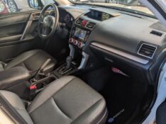 SUBARU FORESTER 2.0 S 4X4 16V 2015/2016 RICARDO VEÍCULOS TEUTÔNIA / Carros no Vale
